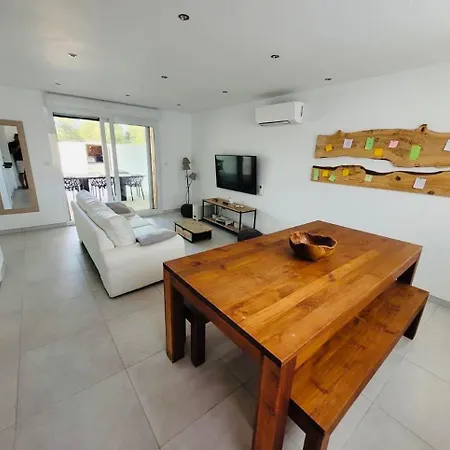 Santa Giulia Holiday home