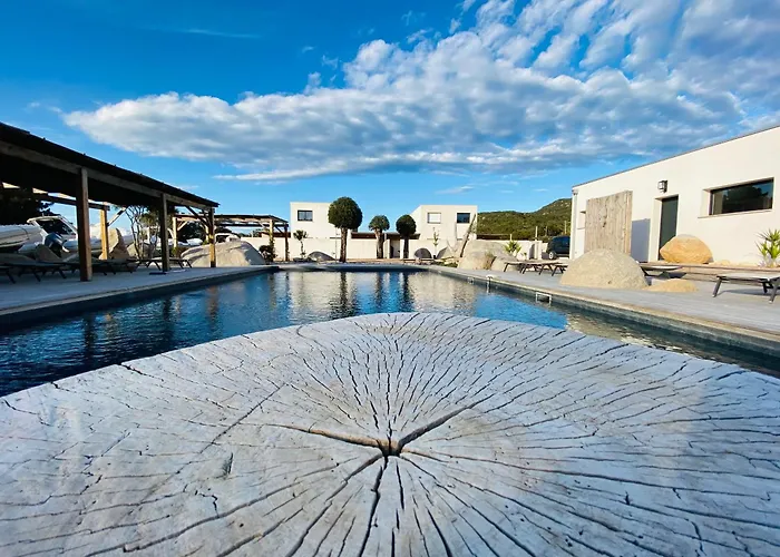 Santa Giulia Nyaraló